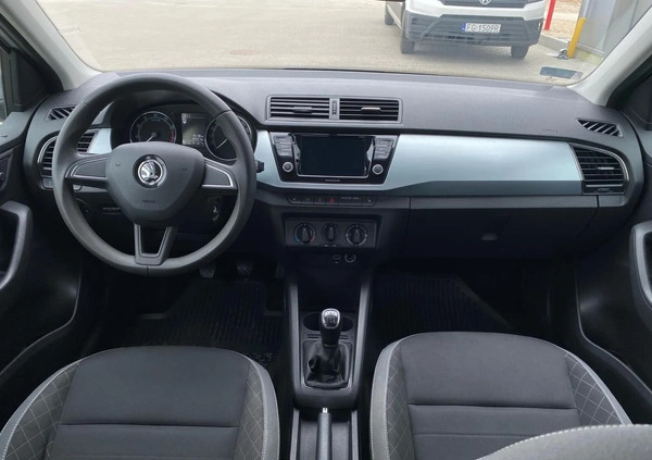 Skoda Fabia cena 38900 przebieg: 120535, rok produkcji 2020 z Karczew małe 121